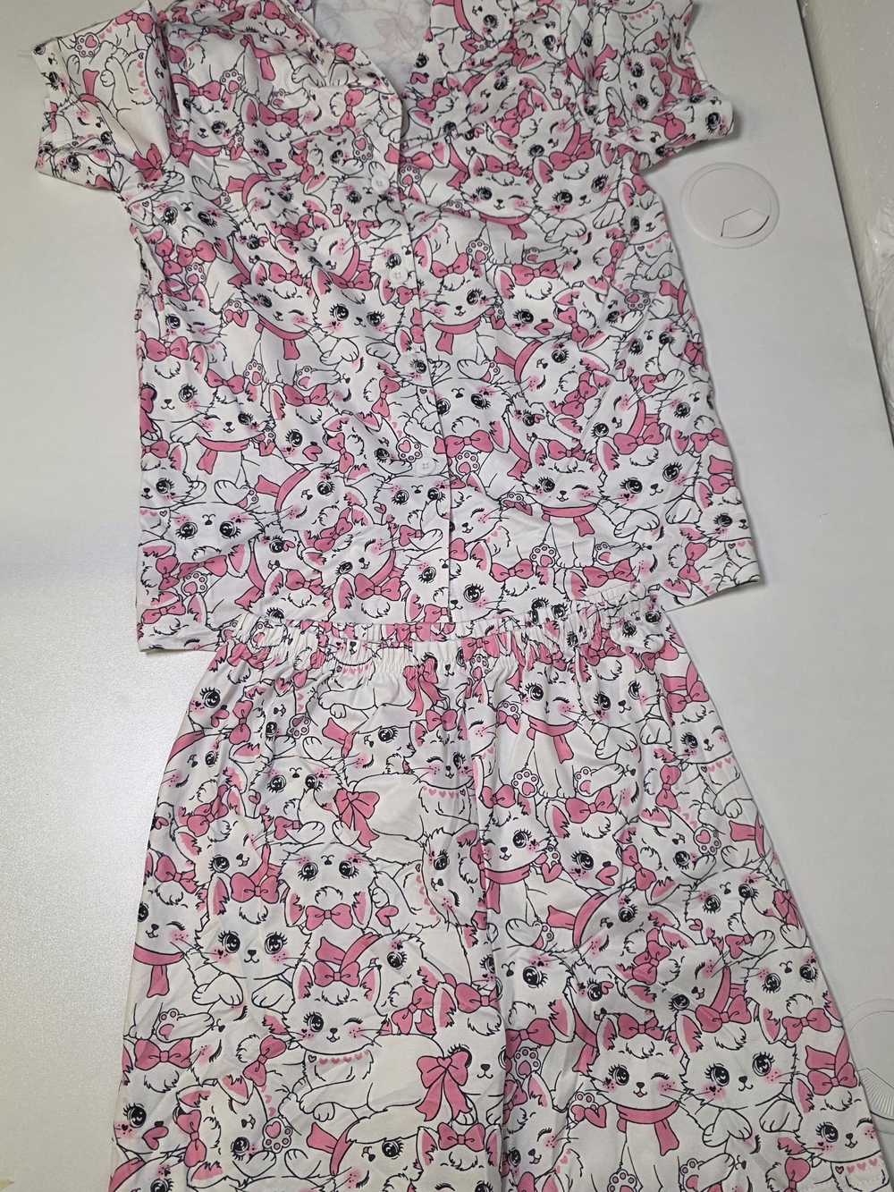 PatPat White & Pink Kitten Print Short Sleeve Pajama Set